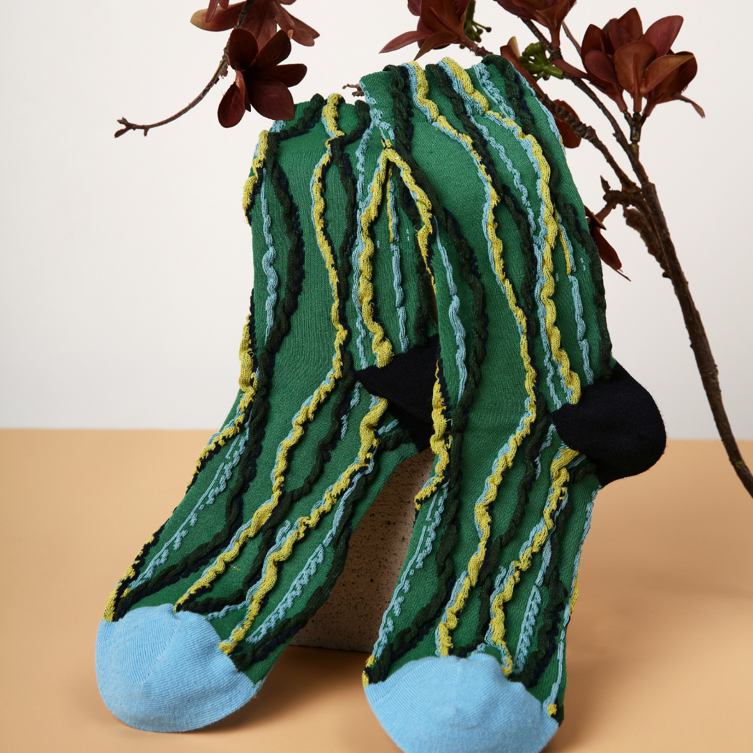 Women's Green Curve Heel & Toe Cotton Crew Socks