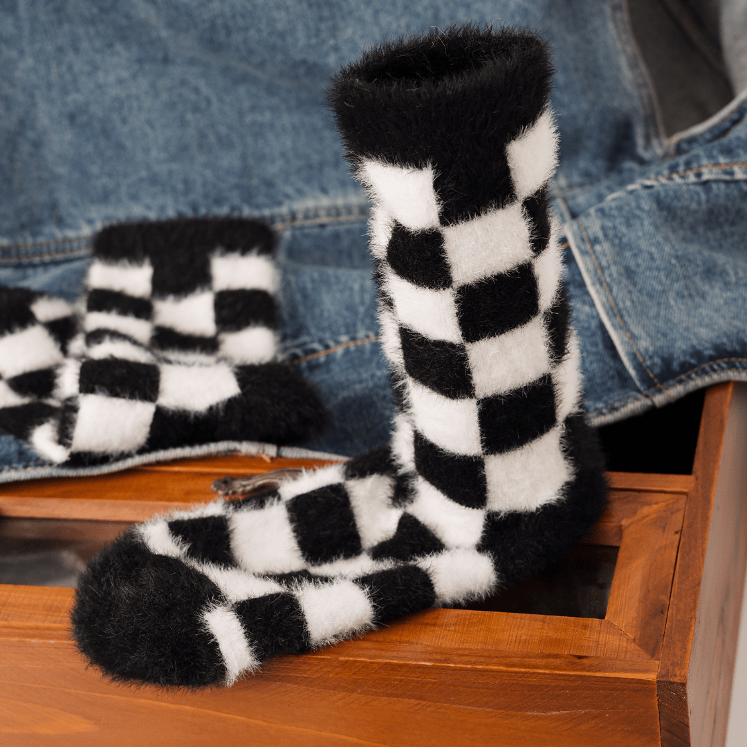 Women's Fuzzy Checkered Socks – Renaissance Socks